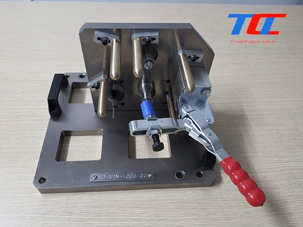 Các loại đồ gá trên máy khoan